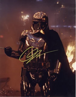 Gwendoline Christie autograph