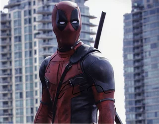 Ryan Reynolds autograph