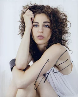 Carmel Amit autograph