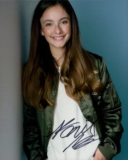 Paris Bravo autograph