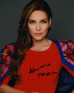 Adriana Fonseca autograph