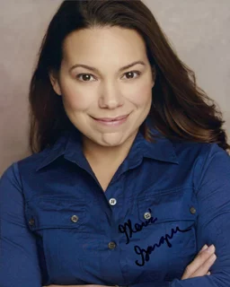Gloria Garayua autograph