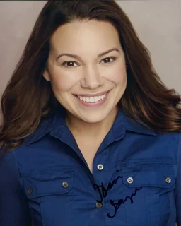 Gloria Garayua autograph