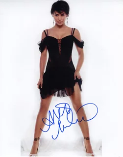 Alyssa Milano autograph