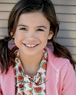 Scarlett Estevez autograph