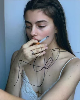 Diana Silvers autograph