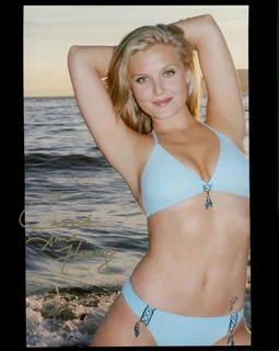 Carrie Anne Fleming autograph