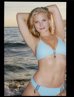 Carrie Anne Fleming autograph