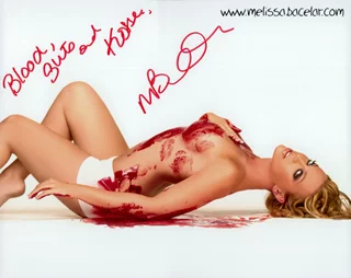 Melissa Bacelar autograph