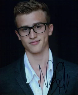 Nick Galarza autograph