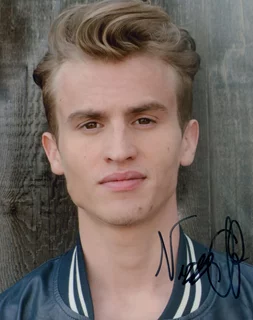 Nick Galarza autograph