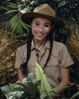 Olivia Sui autograph