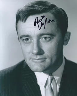 Robert Vaughn autograph