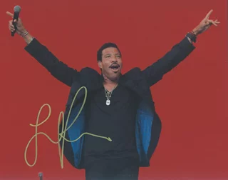 Lionel Richie autograph