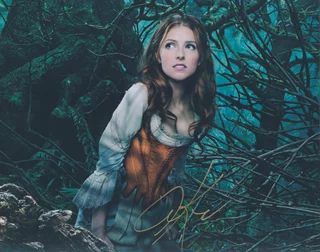 Anna Kendrick autograph