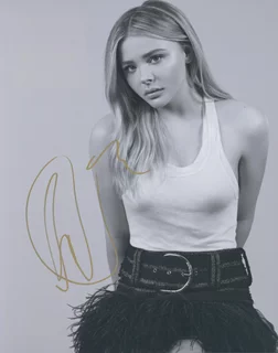 Chloe Moretz autograph