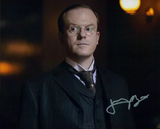 Jeremy Bobb autograph