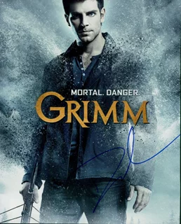 David Giuntoli autograph