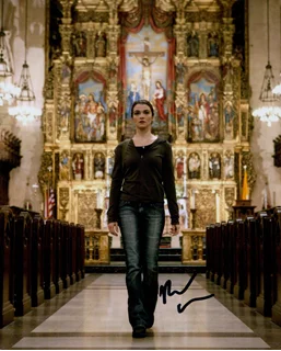 Rachel Weisz autograph