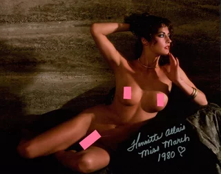 Henriette Allais autograph