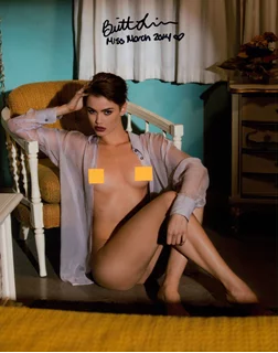 Britt Linn autograph