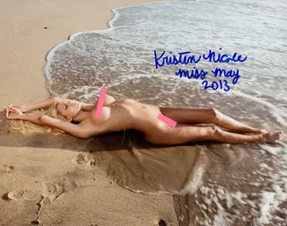 Kristen Nicole autograph