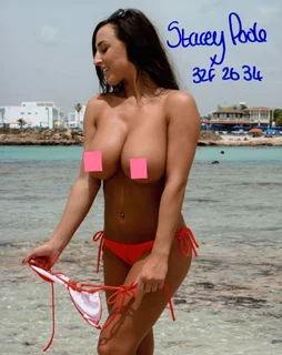 Stacey Poole autograph