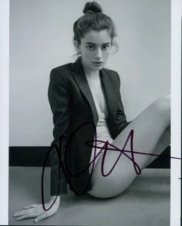 Diana Silvers autograph