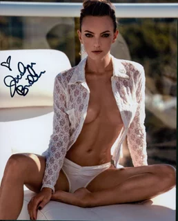 Jocelyn Binder autograph