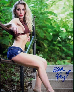 Elsa Day autograph