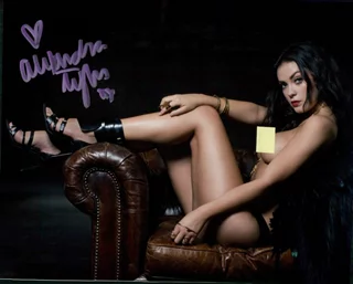 Alexandra Tyler autograph