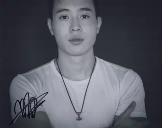 Hayden Szeto autograph