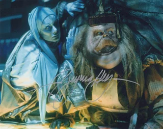Virginia Hey autograph