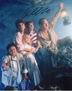 Oliver Robins autograph