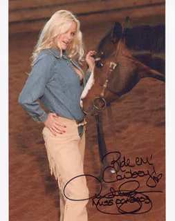 Audra Lynn autograph