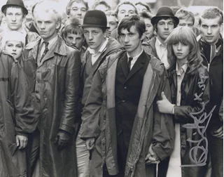 Leslie Ash autograph