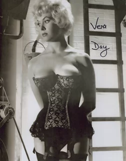 Vera Day autograph
