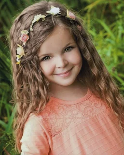 Samara Lee autograph