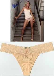 Anna Katarina autograph