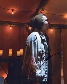 Dylan Arnold autograph