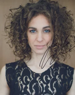 Carmel Amit autograph