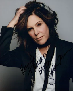 Laura Niemi autograph