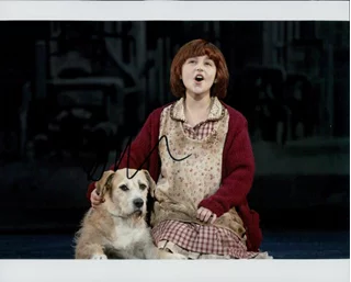 Issie Swickle autograph