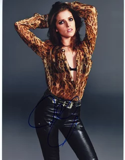 Anna Kendrick autograph
