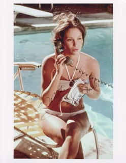 Jaclyn Smith autograph