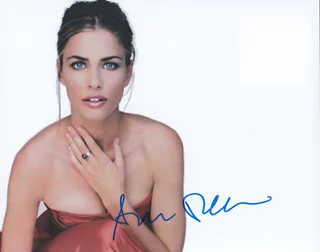 Amanda Peet autograph