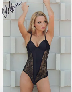 Ellie Heiden autograph