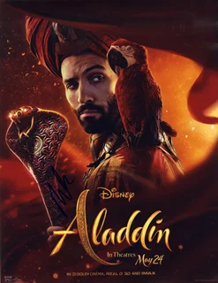 Marwan Kenzari autograph