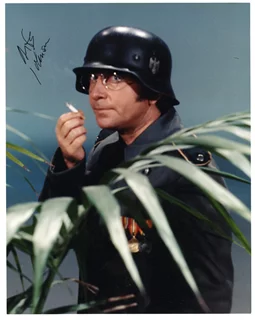 Arte Johnson autograph