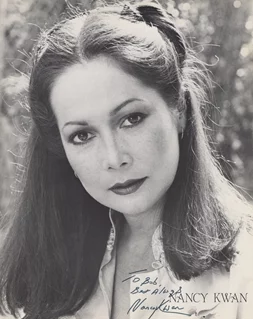 Nancy Kwan autograph